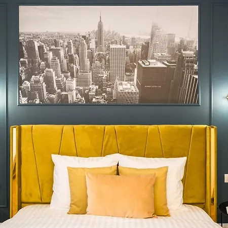 Around The World 4br - Center Bucarest