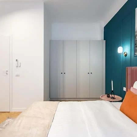 Appartement Around The World 4br - Center