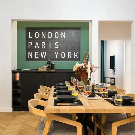 Διαμέρισμα Around The World 4br - Center Βουκουρέστι