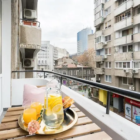 Around The World 4br - Center Apartamento Bucarest