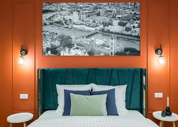 Apartment Around The World 4br - Center Bucharest