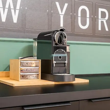 Around The World 4br - Center * Bucharest