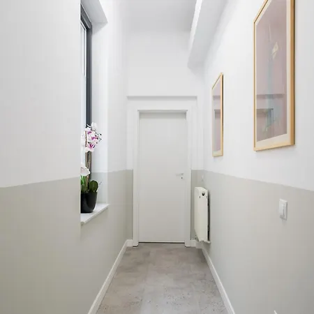 Apartment Around The World 4br - Center Bucharest